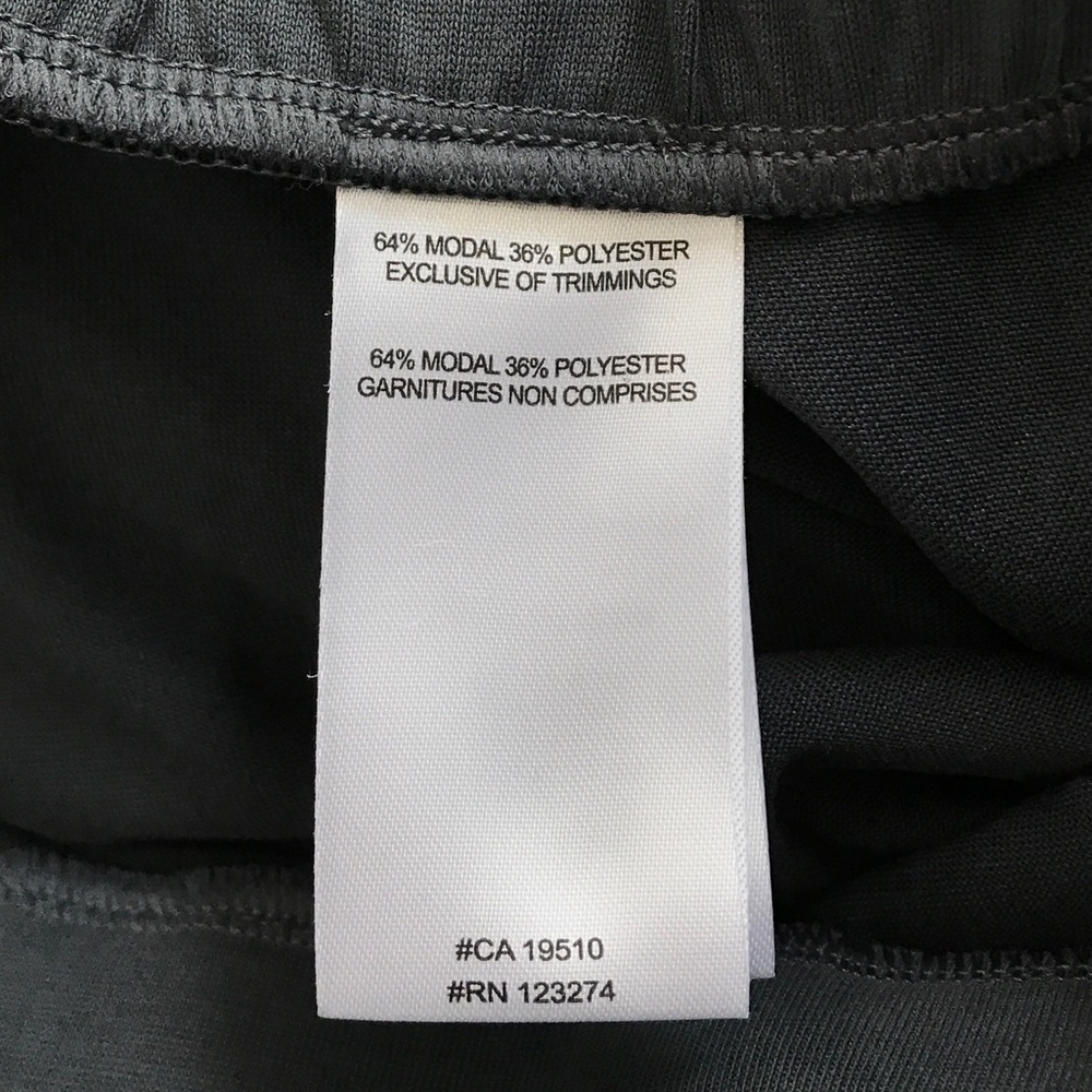 Lolë Stretchy Gray Flowy Yoga Pants 25" - Picture 6 of 6